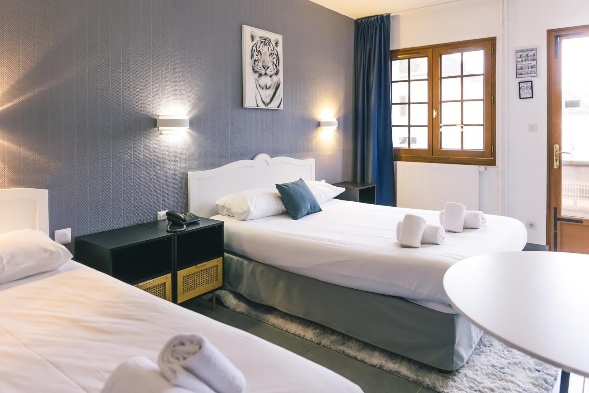 Logis Hotel & Restaurant Le Soleil D'Or Montigny-la-Resle Eksteriør billede
