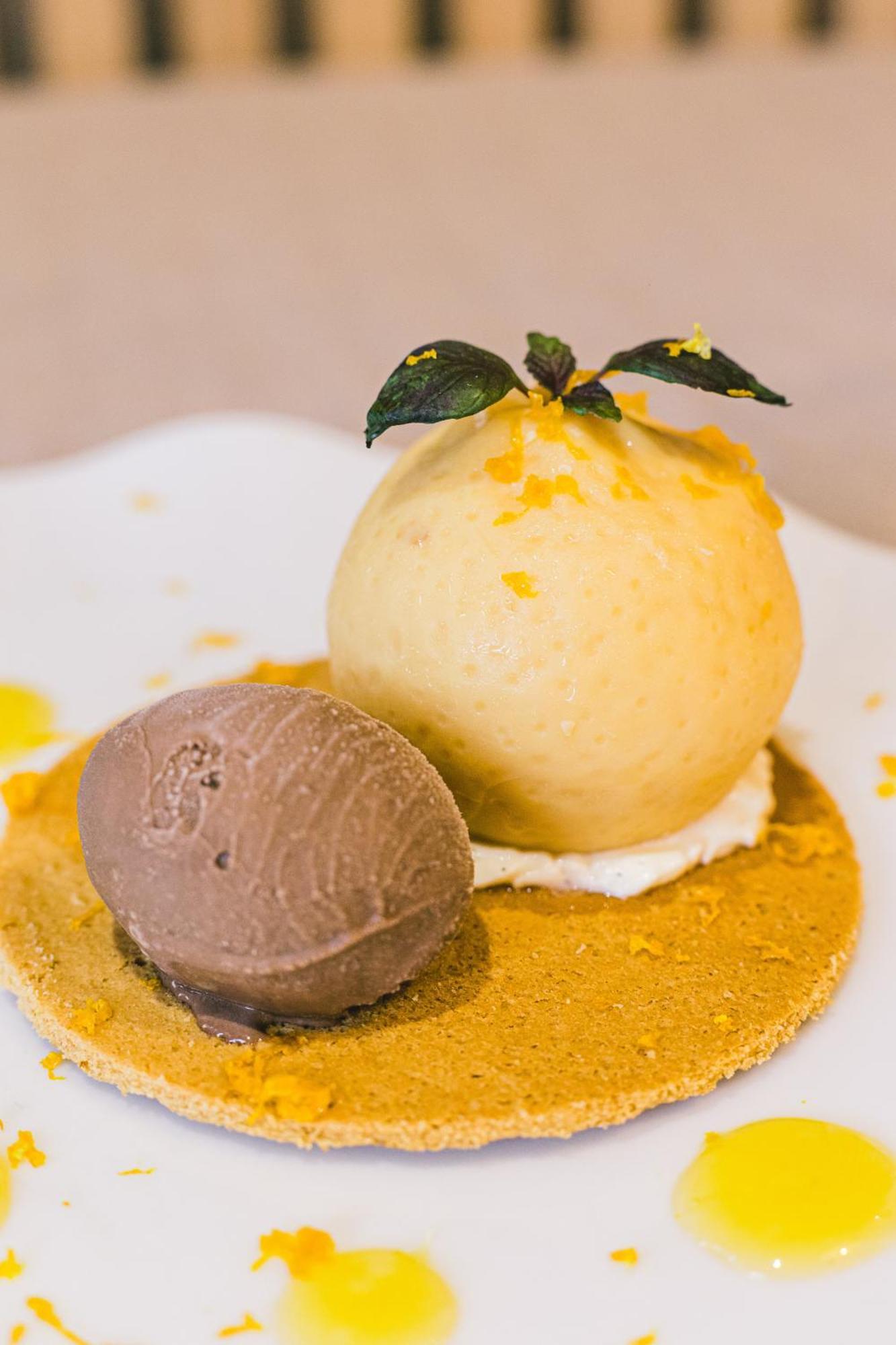 Logis Hotel & Restaurant Le Soleil D'Or Montigny-la-Resle Eksteriør billede