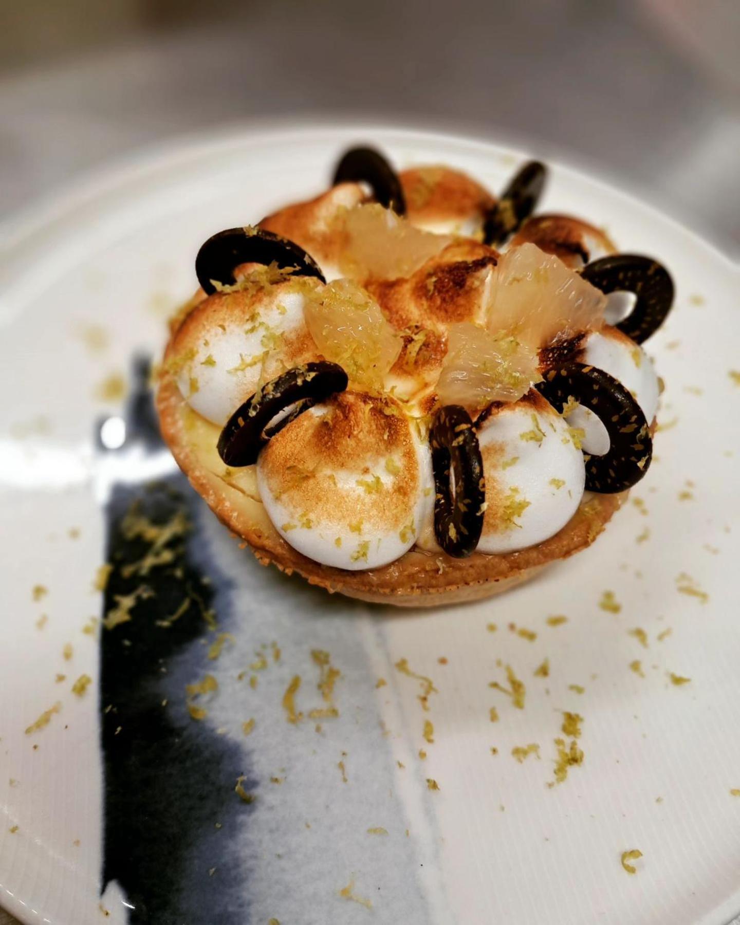 Logis Hotel & Restaurant Le Soleil D'Or Montigny-la-Resle Eksteriør billede
